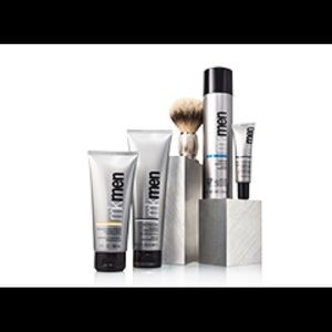 MKMen Skin Care Redimen no incluye cepillo